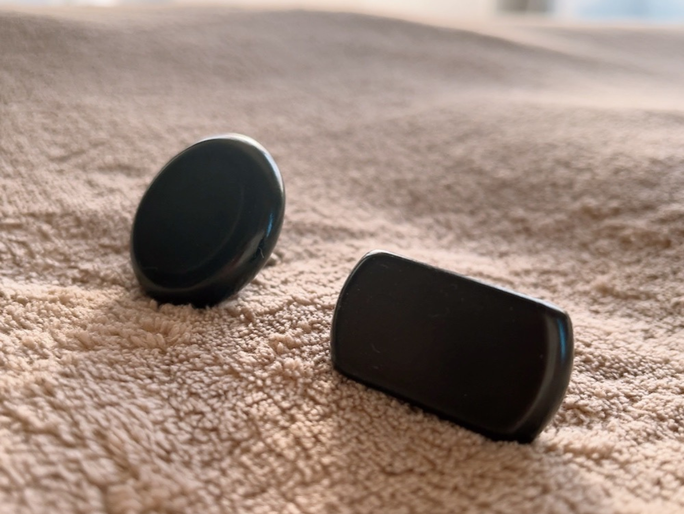 フェイシャルエステ　ニキビ　ピーリング　毛穴　くすみ　乾燥　にきび　むくみ　たるみ　ハリ　敏感肌　八尾　駅近　個室　エステ　女性専用　unaウナ☆エステ＆アロマリラクゼーションサロン